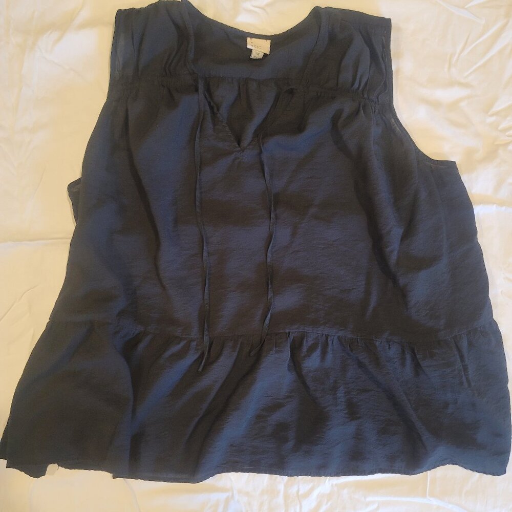 Black Sleeveless Top